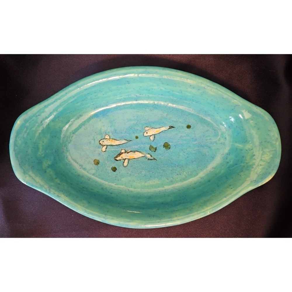 Japanese serving dish with Hayama gama‎ kiln painted on back